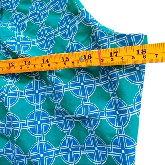 Banana Republic Factory Petites Sleeveless Printed Blouse Top. Petite Small. - Picture 3 of 7